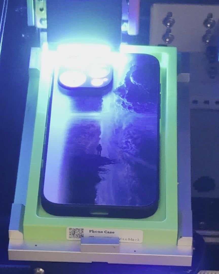 UV LED ışığı altında baskı alanındaki kılıf